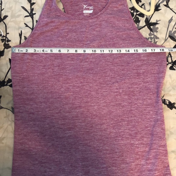 🌻5/$35🌻 Old Navy | Heathered Purple Racerback Workout Tank - Picture 3 of 4